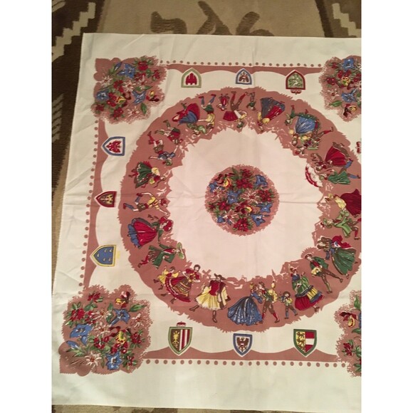 VTG 1950s-60s Tablecloth Floral Family Crests Dancing People ARTEX Table Decor - Picture 4 of 6